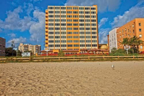 Hollywood Beach Tower, Hollywood